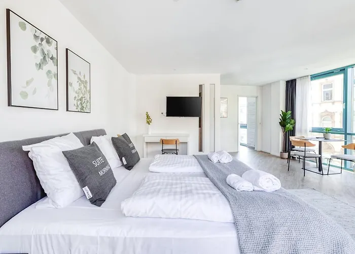 Limehome Koeln Friesenplatz - Digital AccessAparthotel